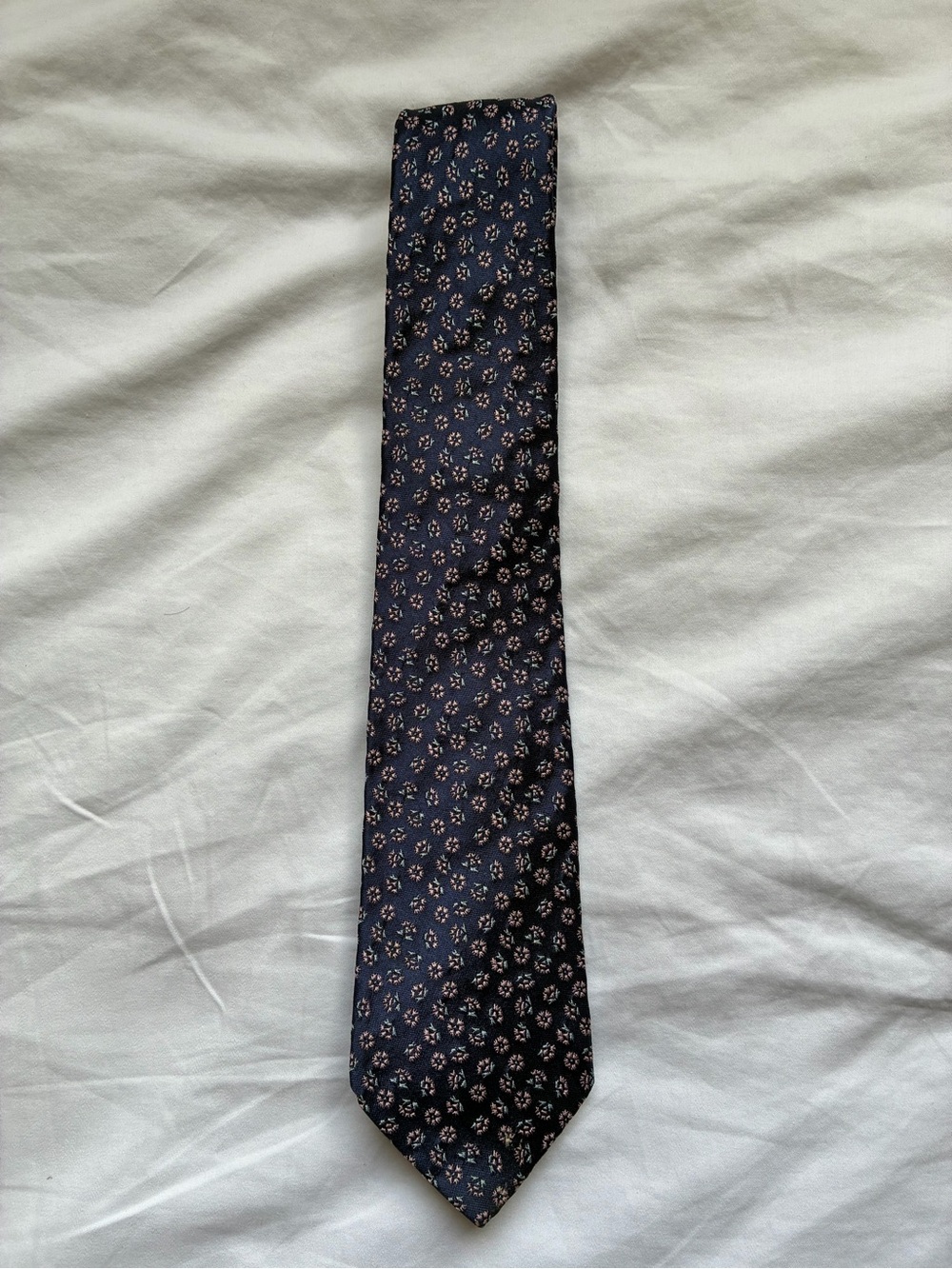 Men's Saks Fifth Avenue Navy Floral Textured Tie